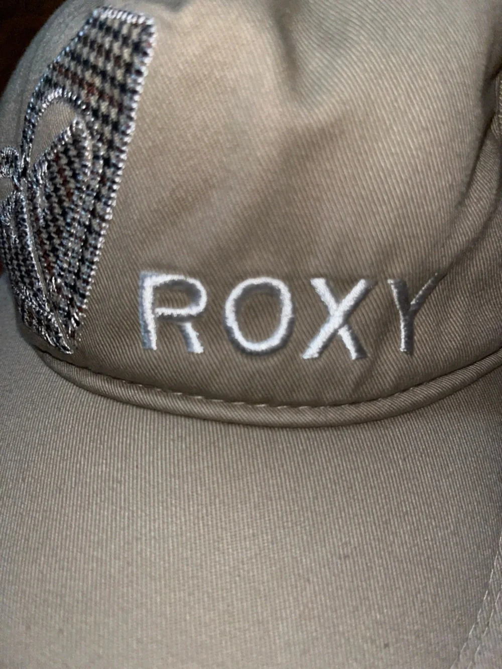 Roxy Tan Embroidered Logo Cap One Size